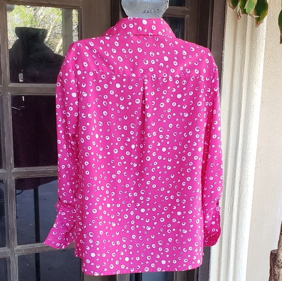Nice Women's blouse - Picture 2 of 4